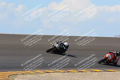 media/Sep-25-2022-CVMA (Sun) [[ee08ed6642]]/Race 8 Supersport Middleweight Shootout/